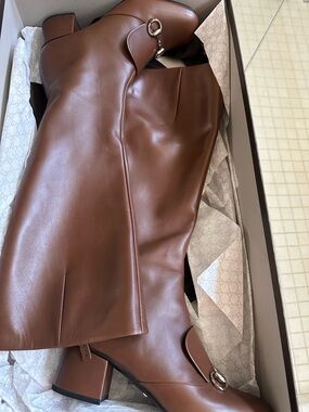 Gucci Brown Leather Knee Boots with Gold Horsebit